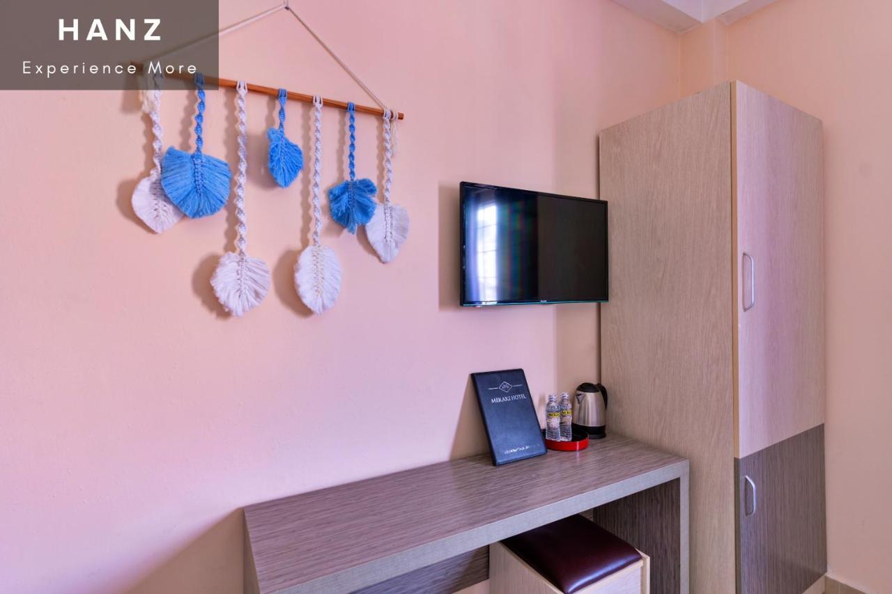 Phòng Deluxe Giường Đôi Có Cửa Sổ